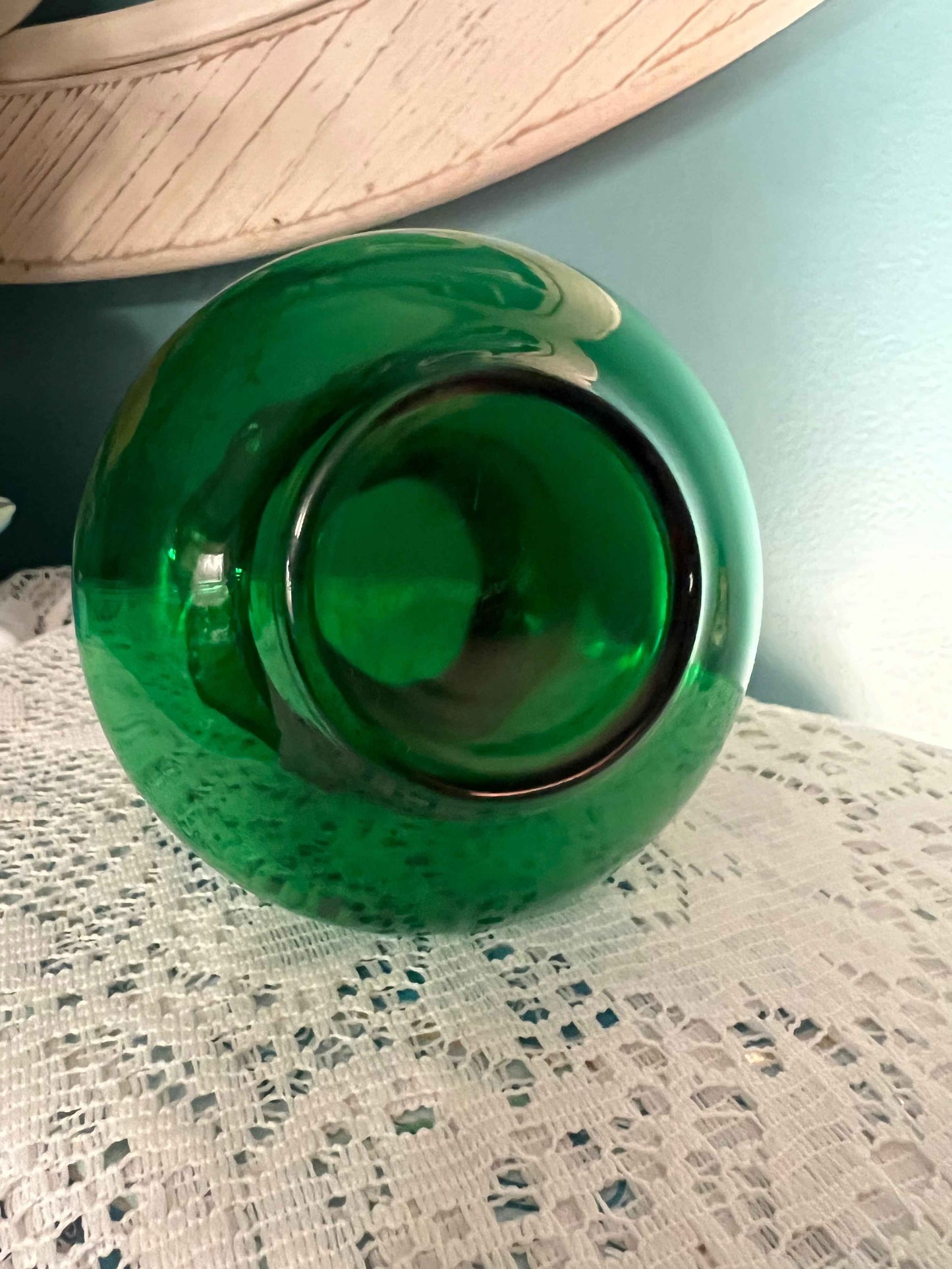 Vintage MCM Anchor Hocking Green Glass Vase – Ruffled Top, Short-Stem Floral