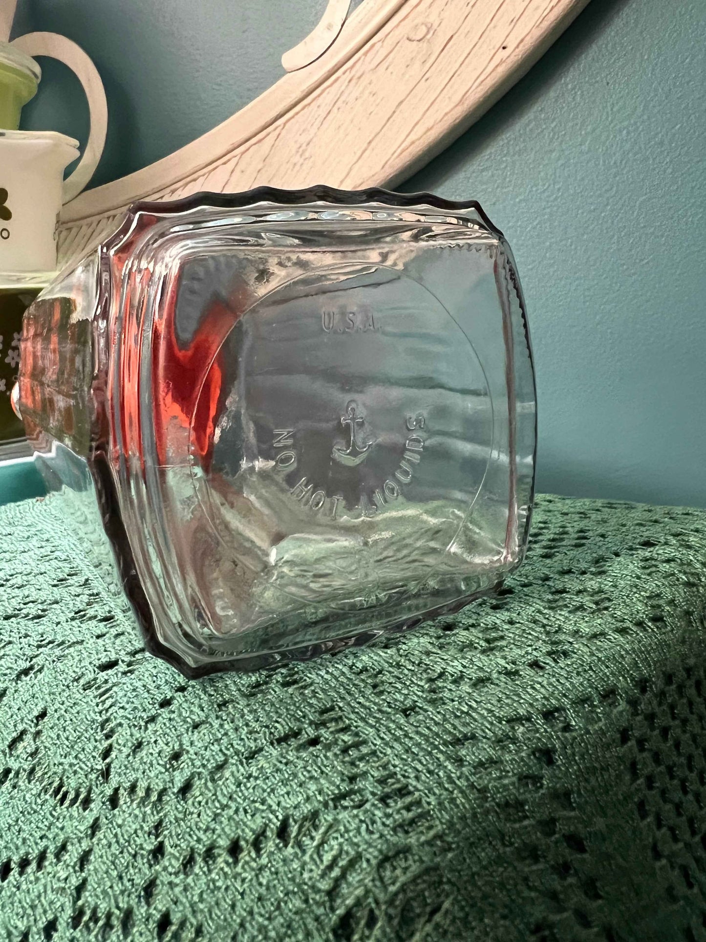 Anchor Hocking Quadro Glass Jug Pitcher 1 Qt | Clear Ribbed Square Glass Pitcher with Lid