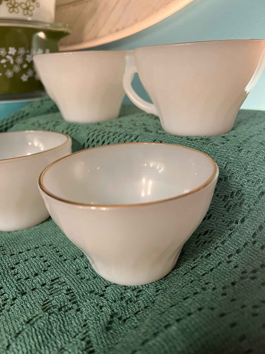 Set of 4 Vintage Anchor Hocking Milk Glass Swirl Teacups – White with Gold Rim, 1950s Mid-Century