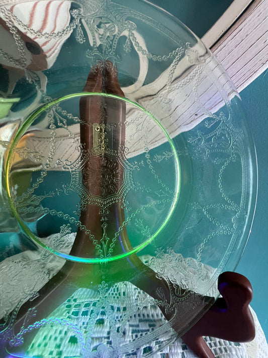 collectible uranium green Depression glass Anchor Hocking lunch plate