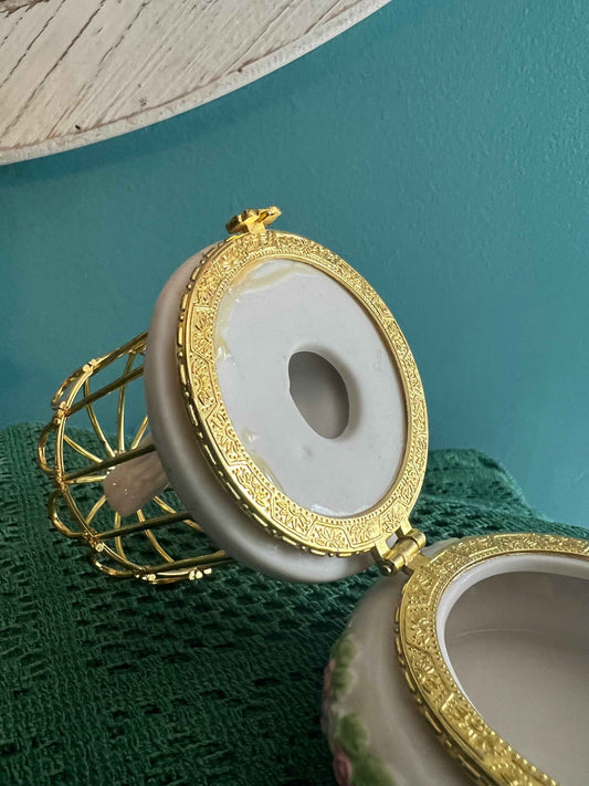 Vintage Ceramic Bird Cage Trinket Box with Porcelain Love Birds â Mini Jewelry Holder, Ring Holder, Nightstand Box