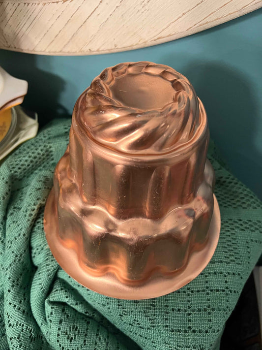 Vintage Copper Pudding Mold – 3-Tier Jello Form, Decorative English-Style Mold