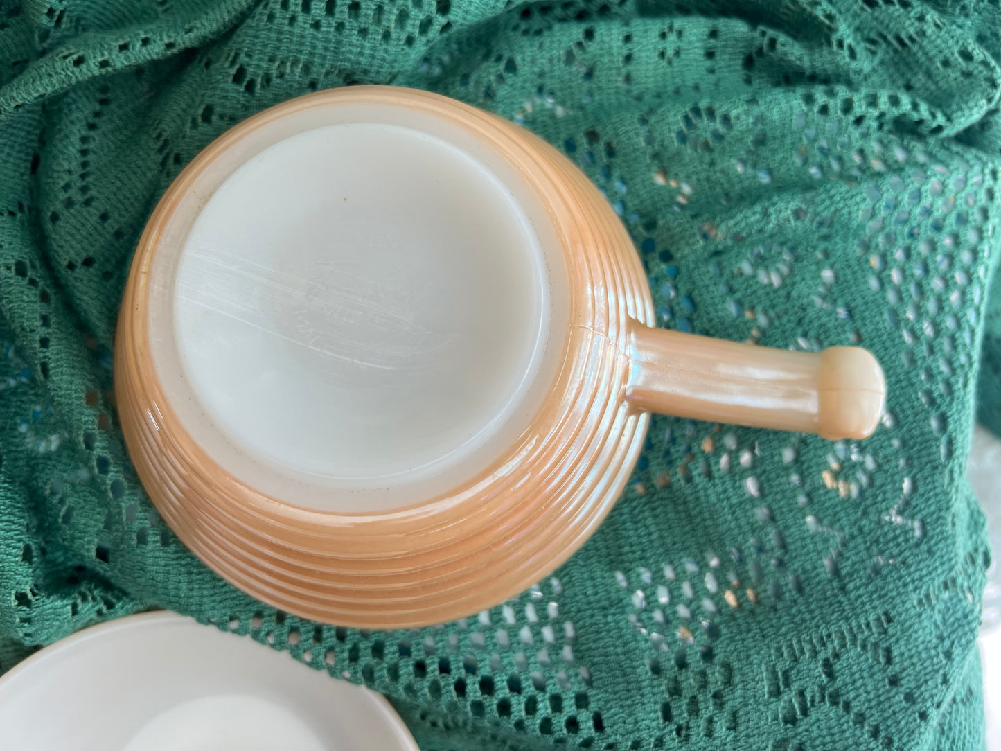 Peach luster beehive bowls