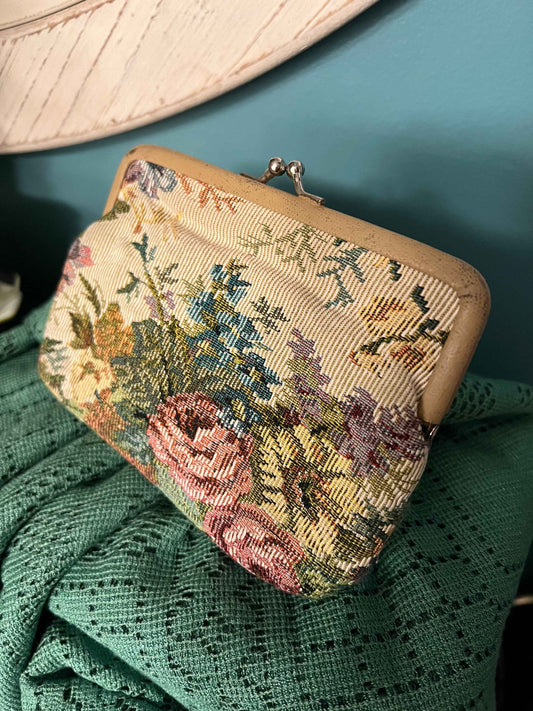 Vintage Floral Tapestry Purse – Kiss Clasp Clutch, Colorful Handmade Design