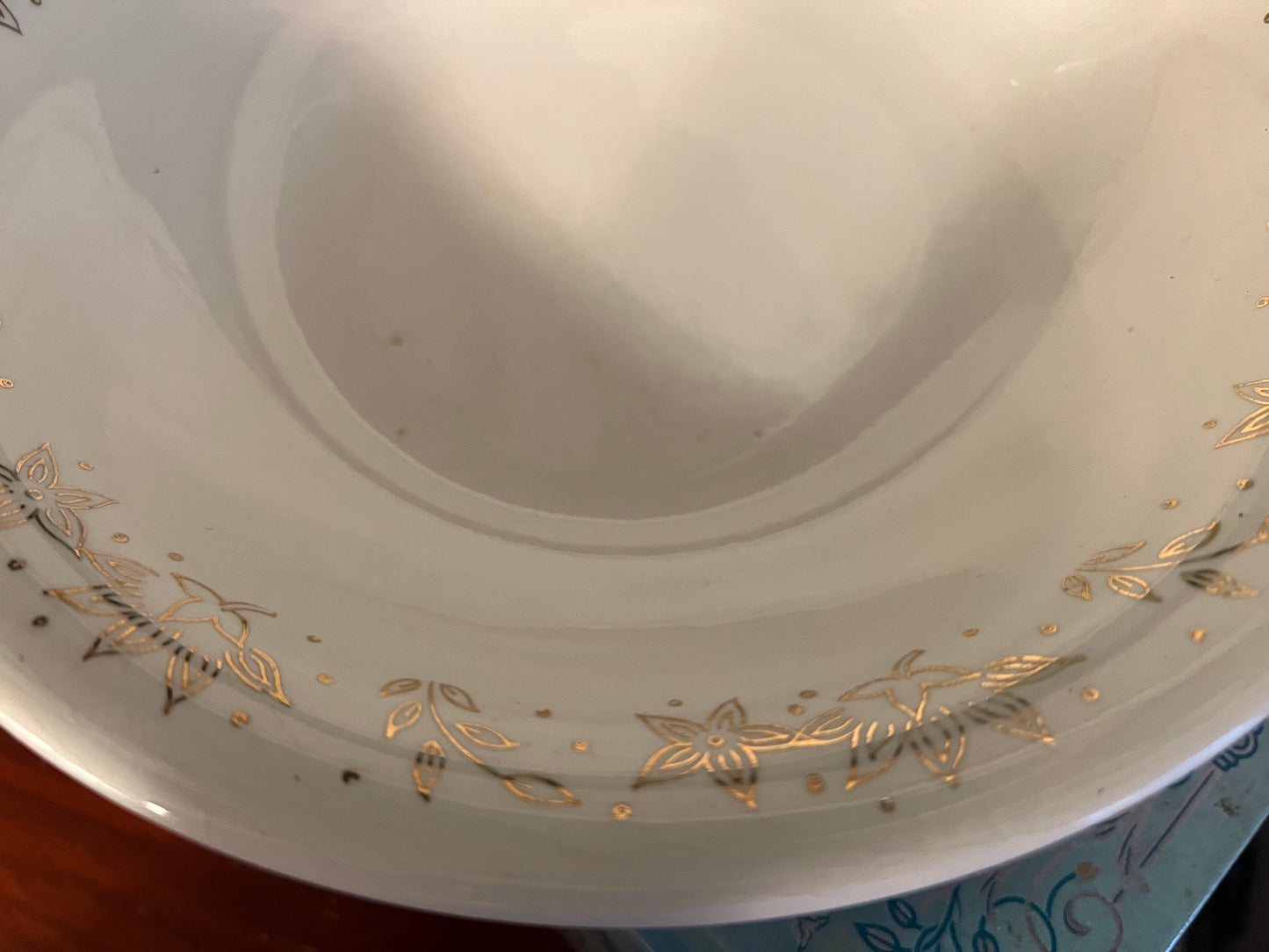 Decorative collectible serving bowl