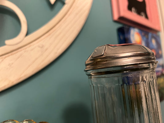 Retro GEMCO Parmesan cheese shaker for kitchen décor