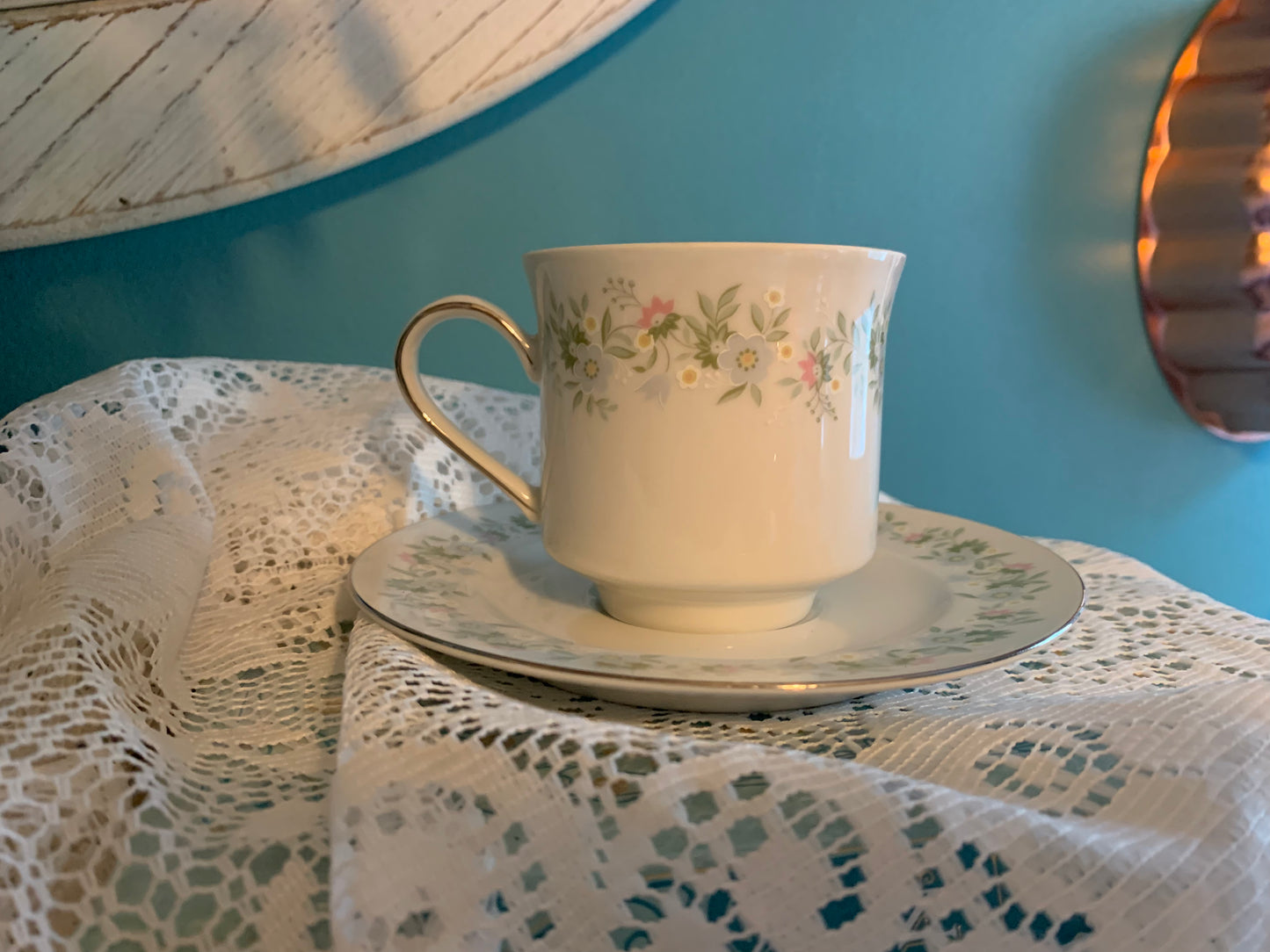 Mid-century Johann Haviland floral dinnerware set for collectors