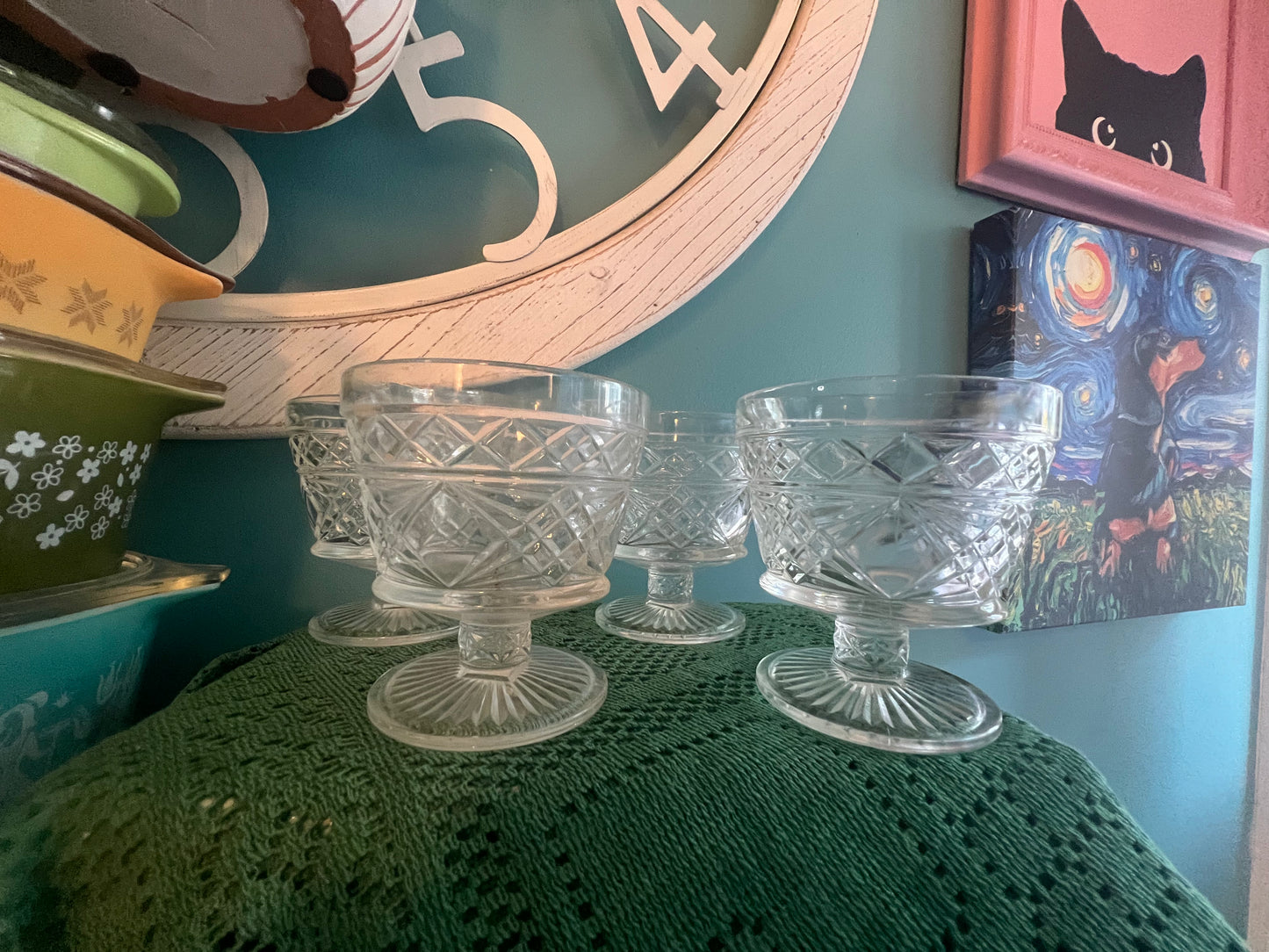 Set of 4 vintage Hazel-Atlas Big Top peanut butter glasses