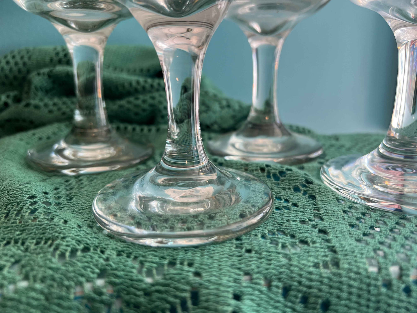 1980s Libbey Arby’s Winter Wonderland Wine Glasses – Set of 4 Frosted Etched Goblets with Gold Trim | Collectible Arby’s Goblets