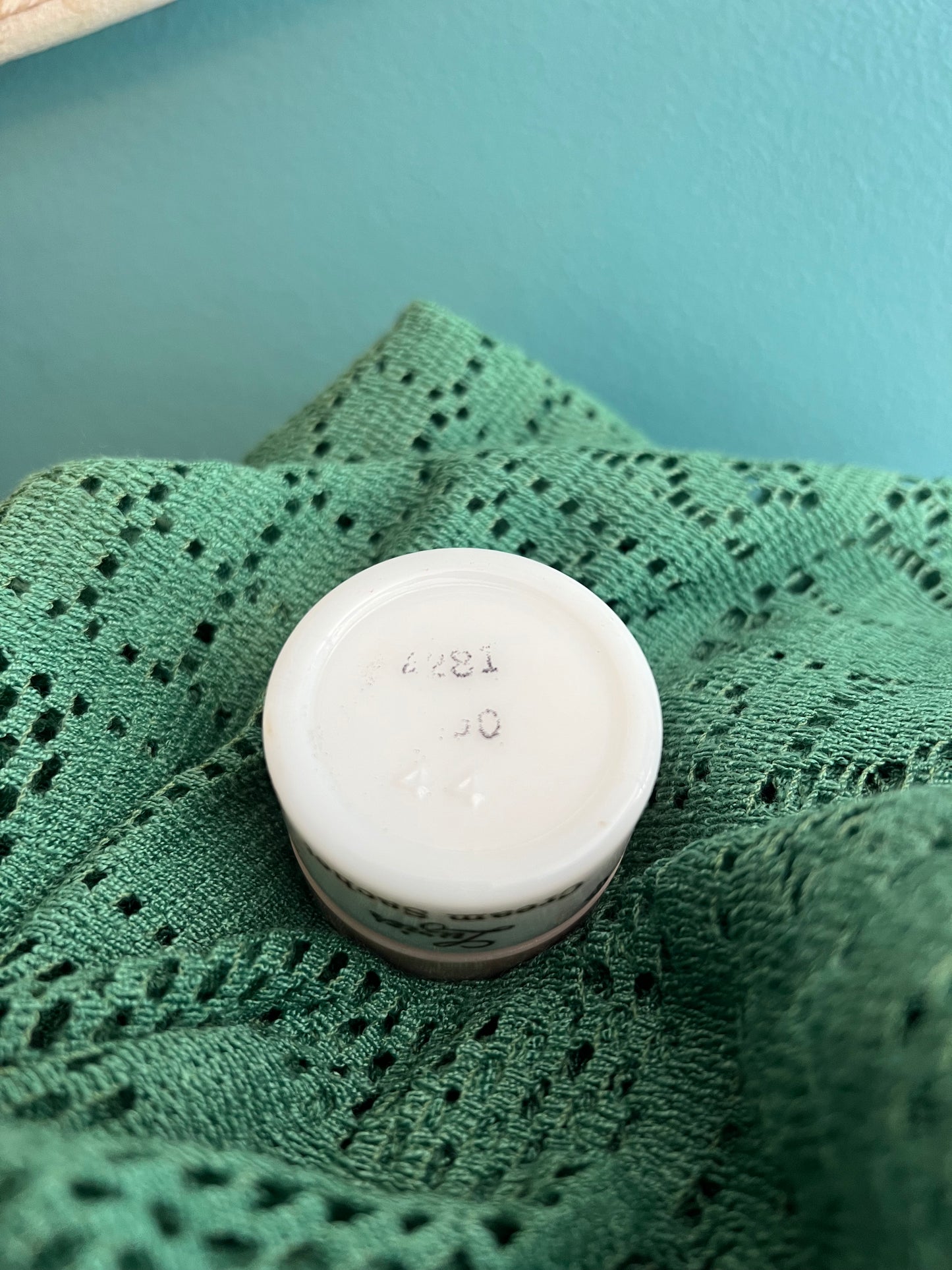 Retro makeup display bottle collectible