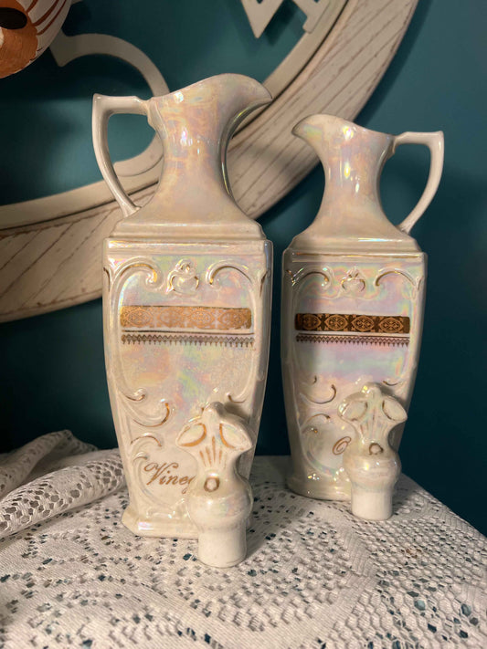 Vintage MEPOCO Opal Lusterware Oil & Vinegar Cruet Set – Gold Trim, 1940s Mid-Century Kitchen Collectible