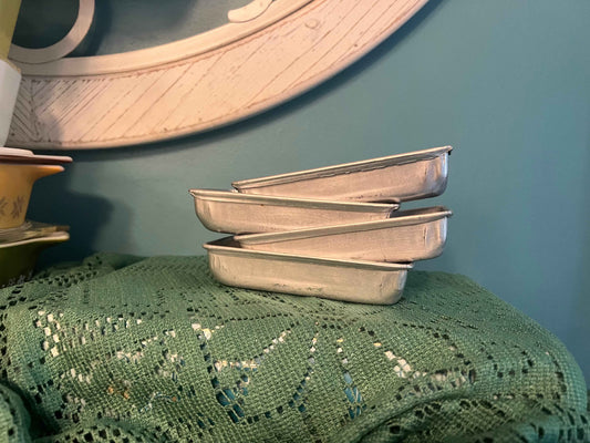 Aluminum Mini Loaf Pans â Set of 4 | Cottagecore & Farmhouse Rustic Baking Pans