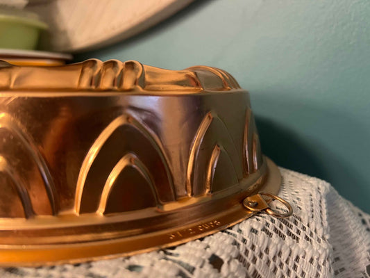 Vintage Mirro Copper Jello Mold – 9.5” Circular Wreath Wall Hanging
