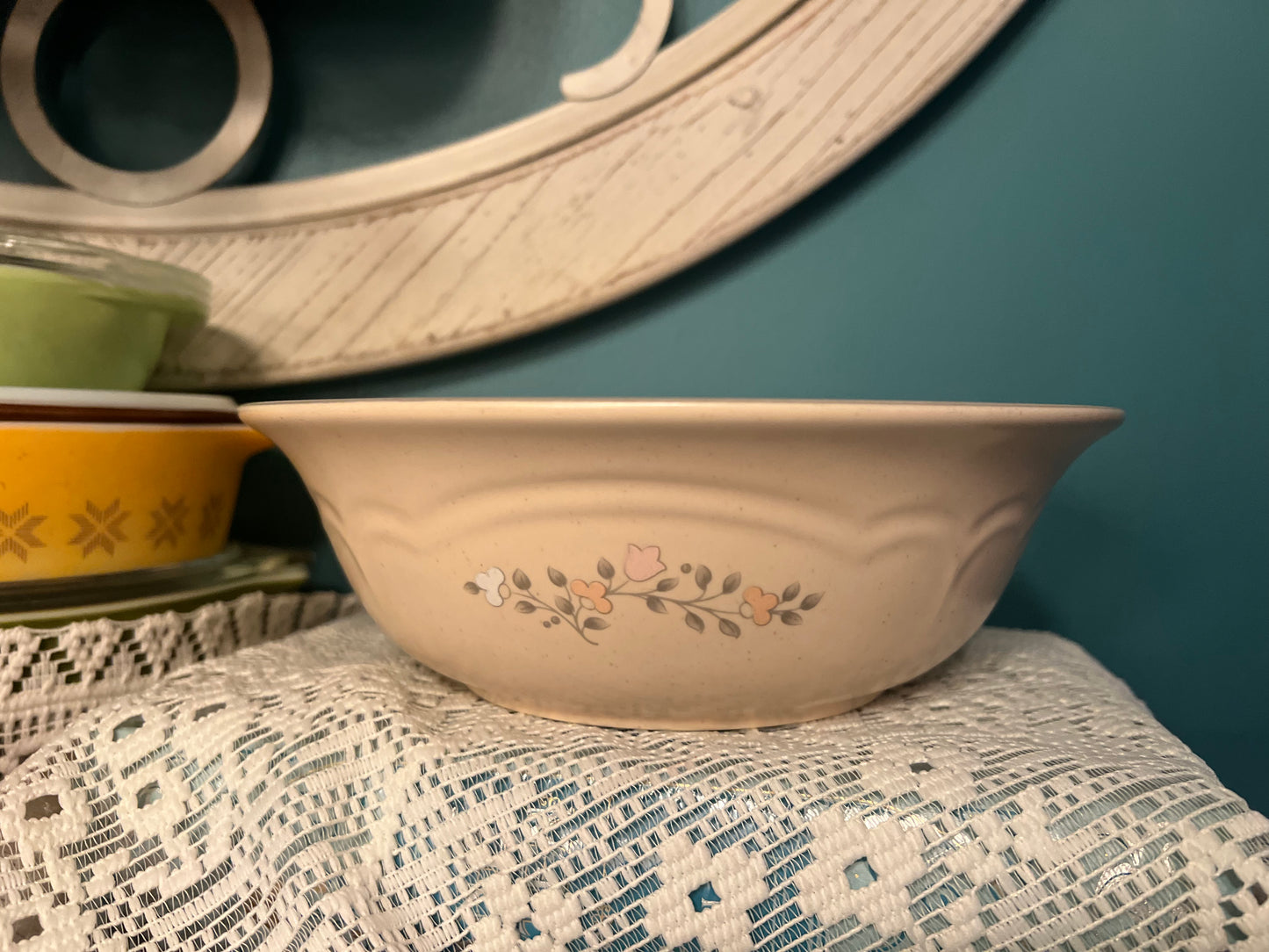Vintage Pfaltzgraff Remembrance vegetable or serving bowl with pink, peach & white flowers