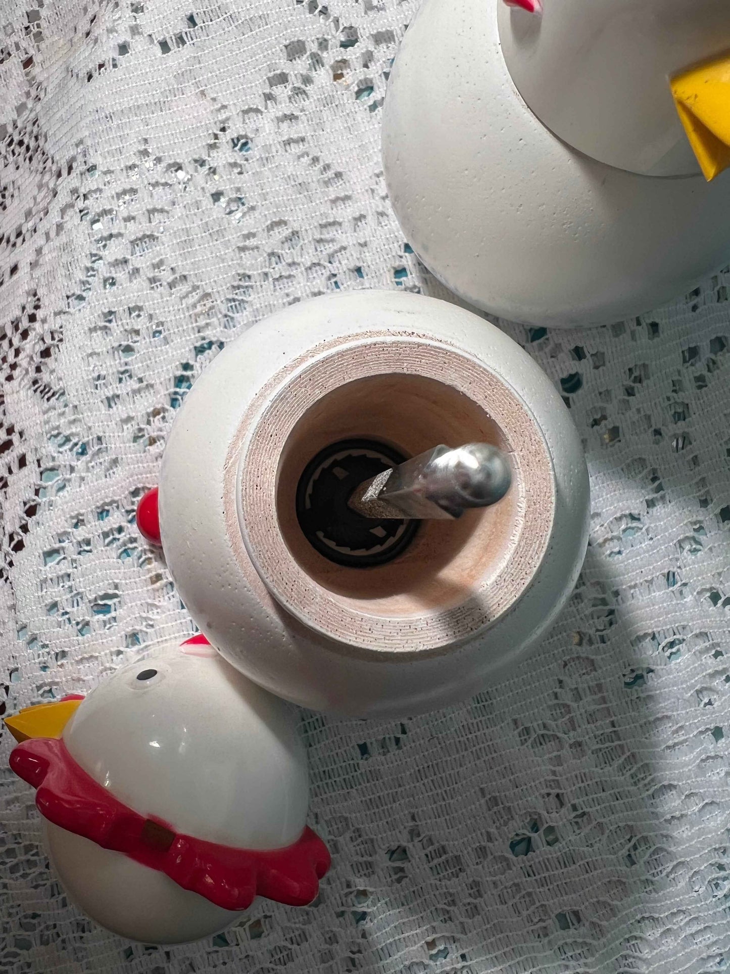 Vintage Hen & Rooster Salt Shaker and Pepper Grinder Set | Wood Kitchen Decor