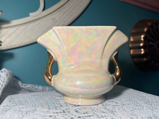 Buying Vintage Online: Why Flat-Price Vintage Shops Beat Live Auction Apps