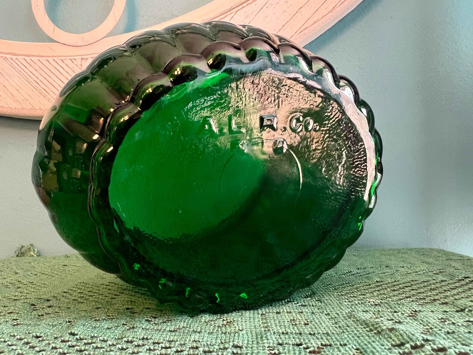 A.L.R. Co. Emerald Green Ribbed Glass Vase or Planter | Vintage Glassware
