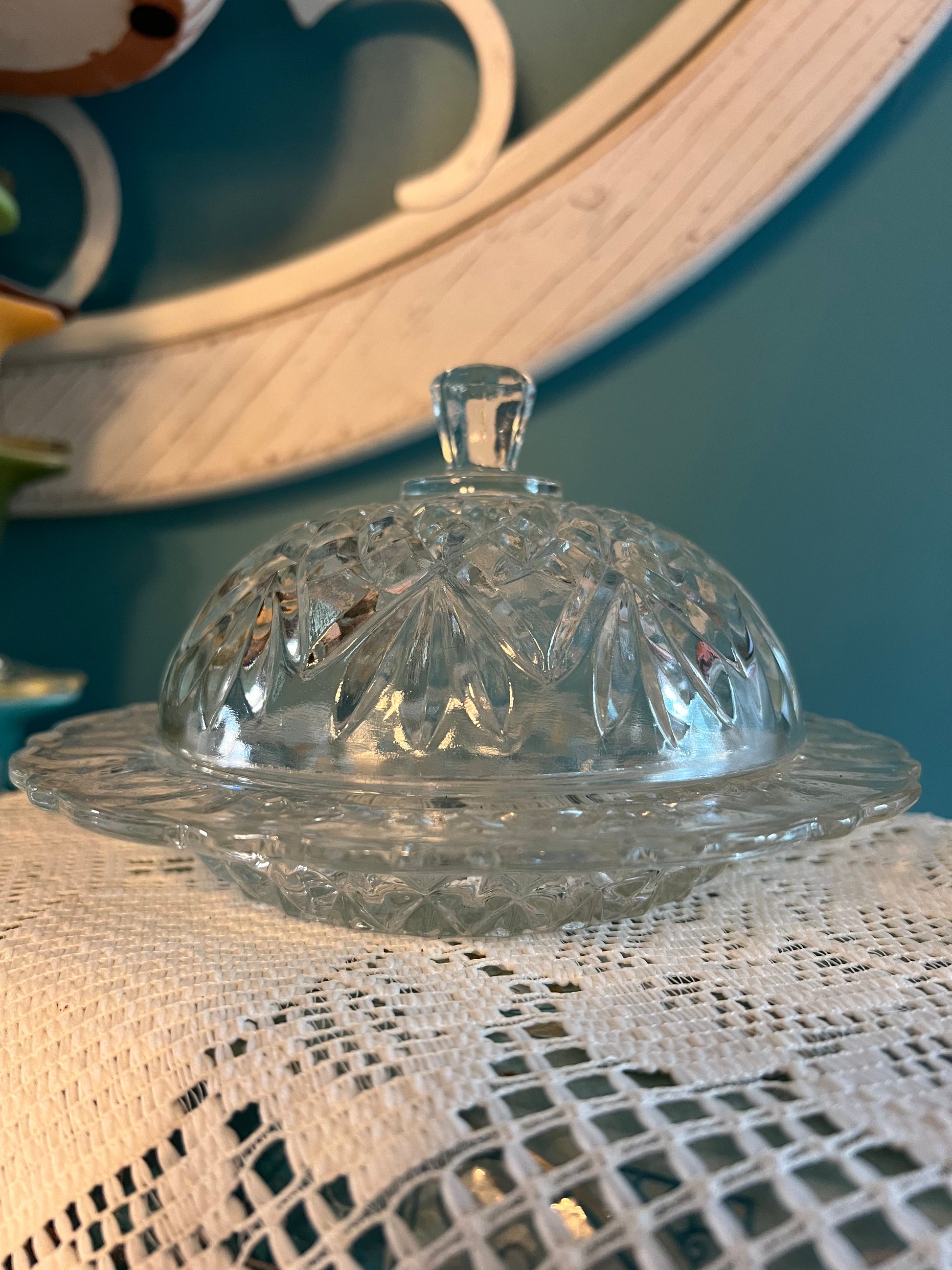 Vintage Anchor Hocking Prescut Pineapple Depression Glass covered butter dish