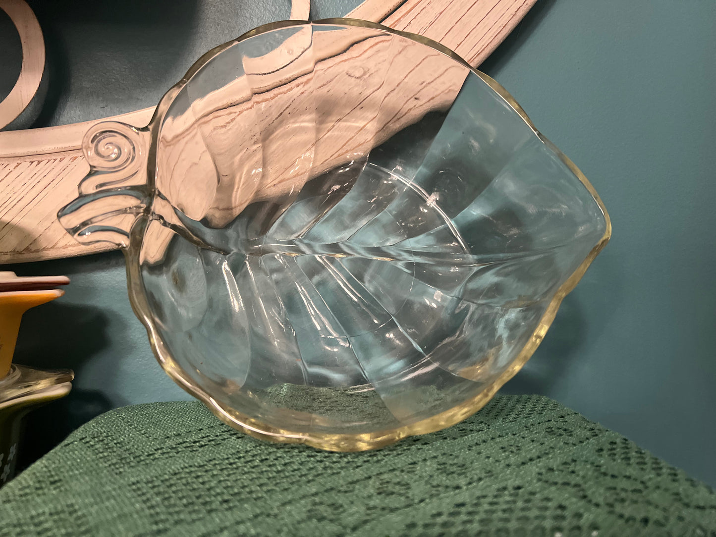 Mid-century leaf glass serving set for salads, fruits, and snacks