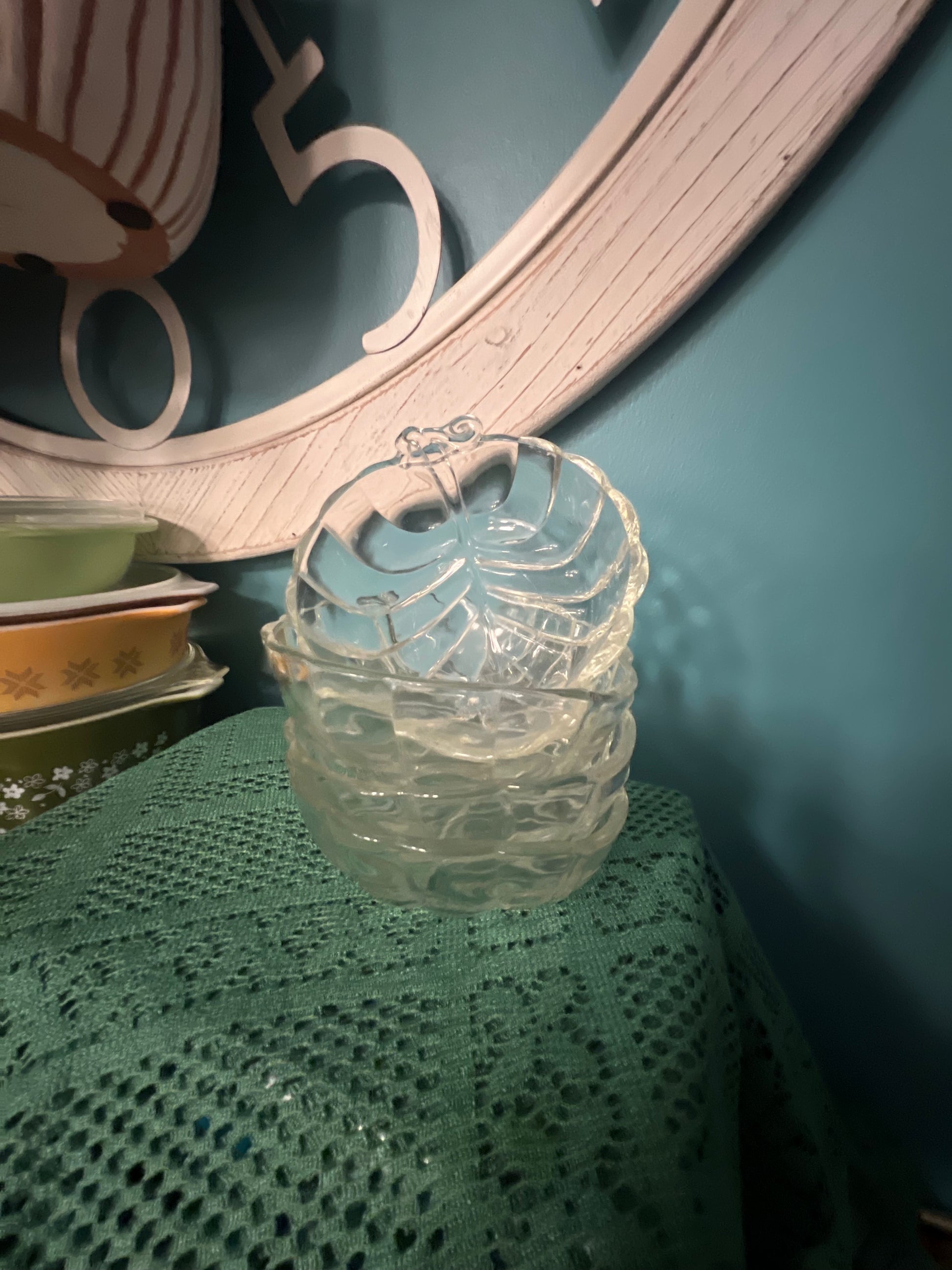 Anchor Hocking leaf-shaped glass serving set for vintage home décor