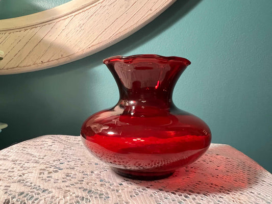 Vintage Anchor Hocking Royal Ruby Red Glass Vase | Original Sticker | Vintage Glass Decor