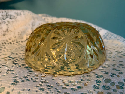 Anchor_Hocking_Star_Cameo_Berry_Bowl_3