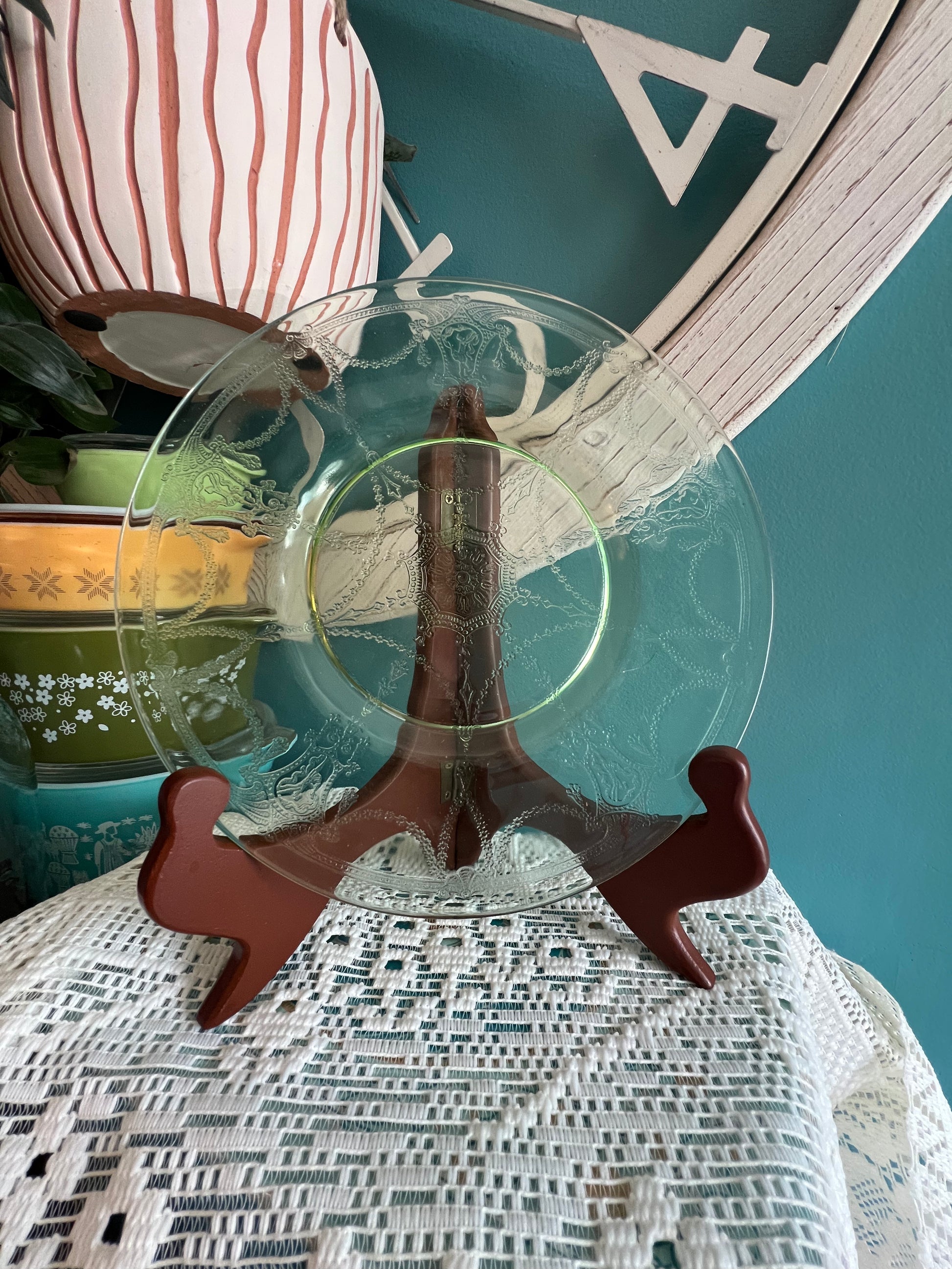 vintage Anchor Hocking uranium green cameo ballerina Depression glass lunch plate
