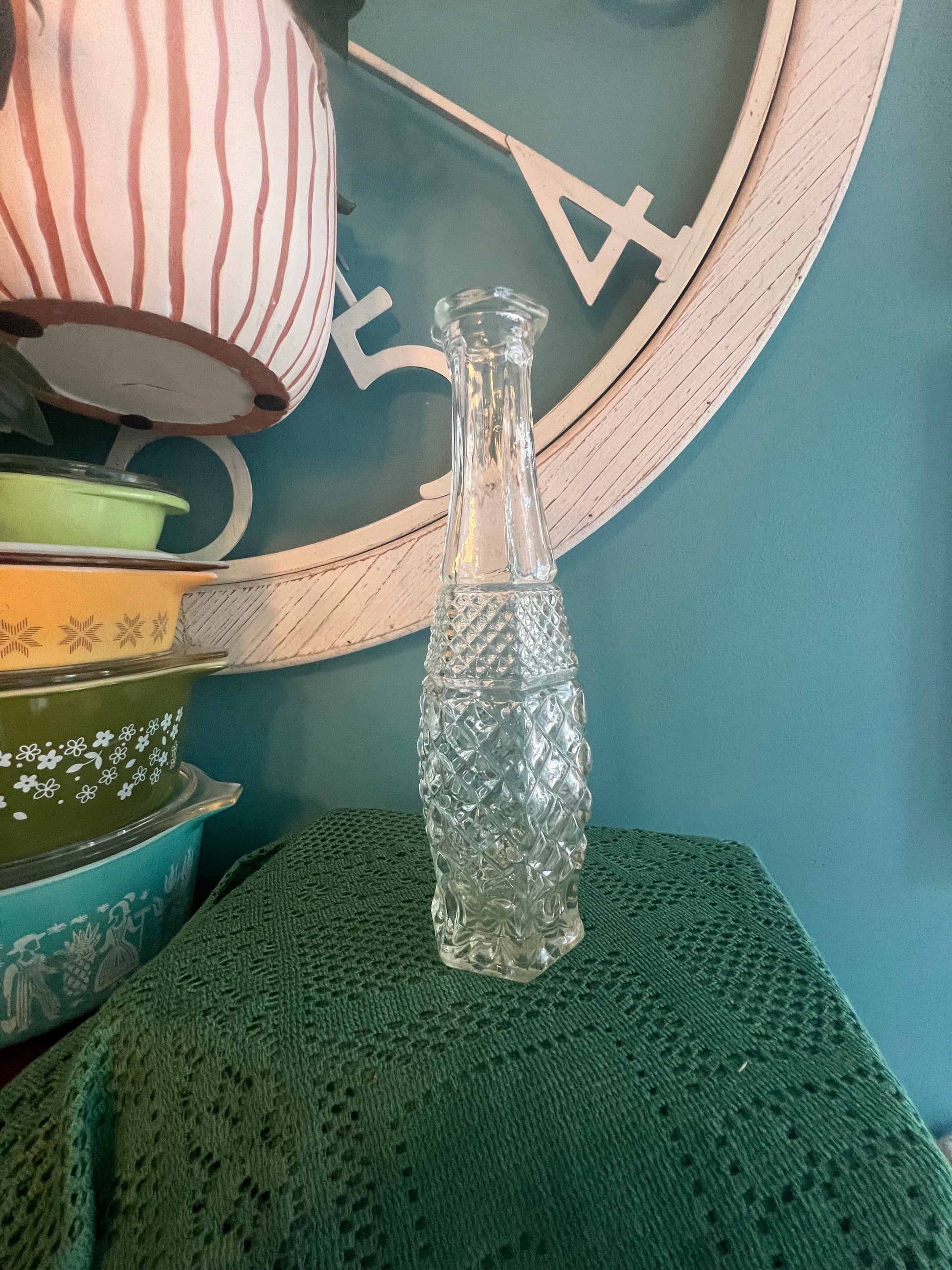 vintage Anchor Hocking Wexford 9-inch bud vase
