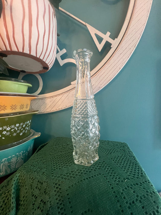 vintage Anchor Hocking Wexford 9-inch bud vase
