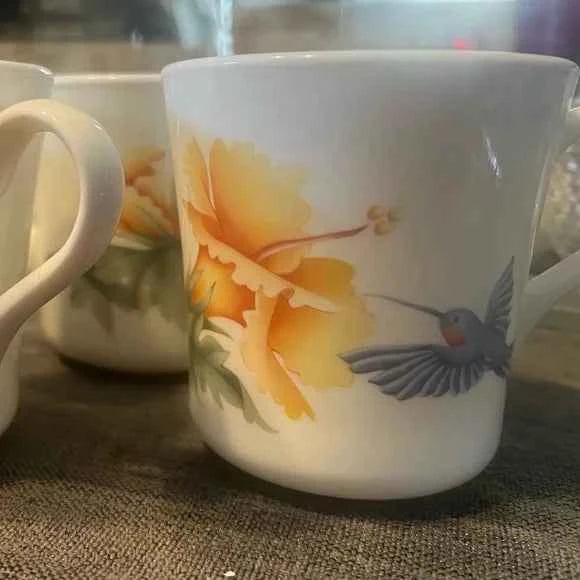 VintageCorningware Hummingbird Mugs – Set of 4 | Vintage Drinkware | Cottagecore Mugs