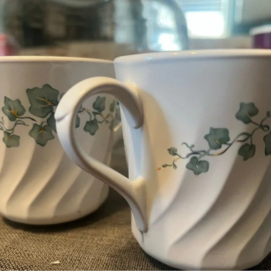 Vintage Corningware & Corelle Ivy Swirl Coffee/Tea Mugs 