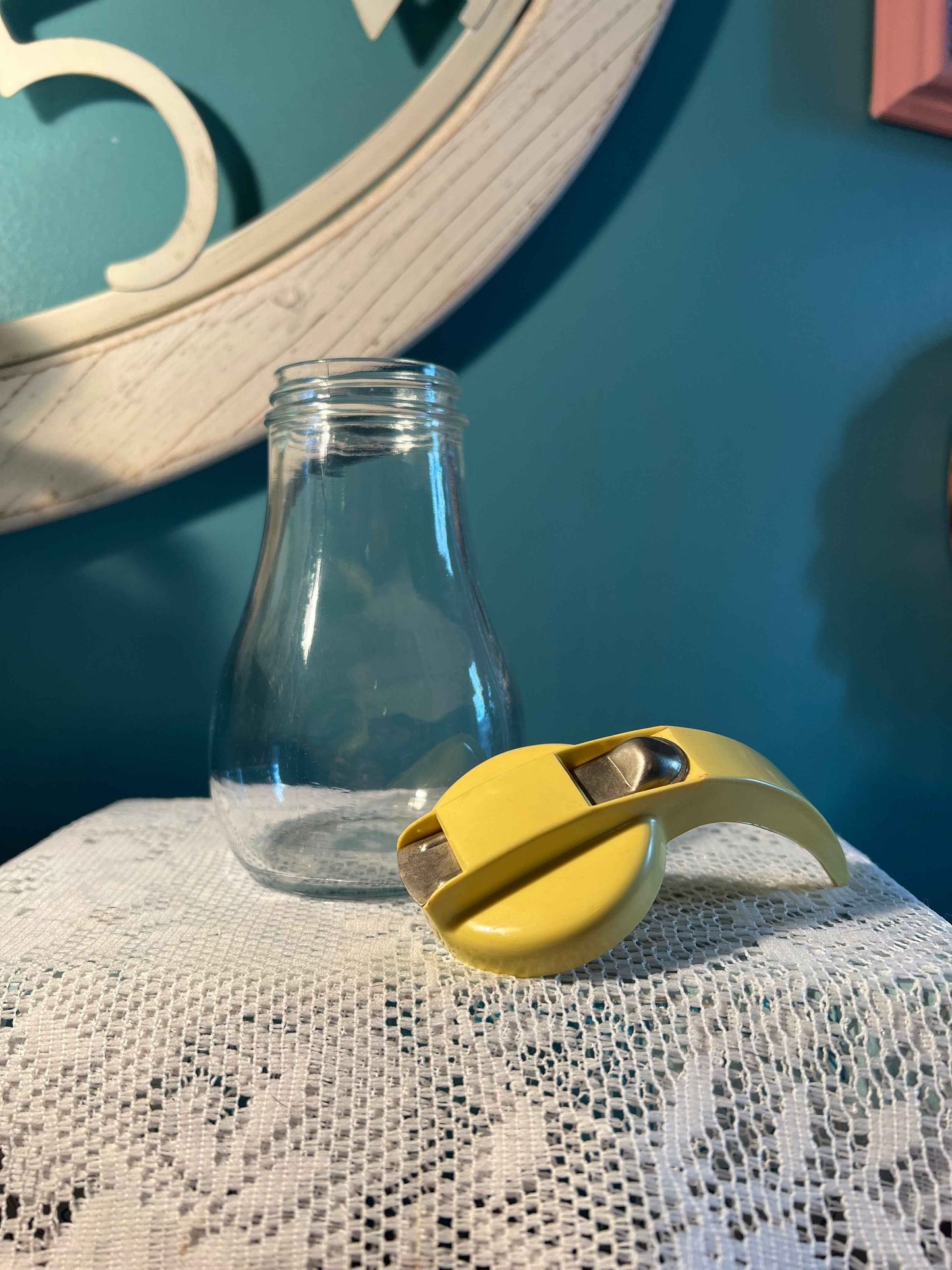 Vintage Federal Housewares Syrup Dispenser | Clear Glass & Yellow Lid | Mid-Century Kitchenware