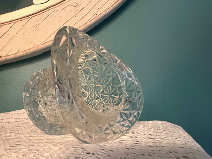 Fenton Top Hat – Clear Daisy &; Button | Collectible Vintage Glassware