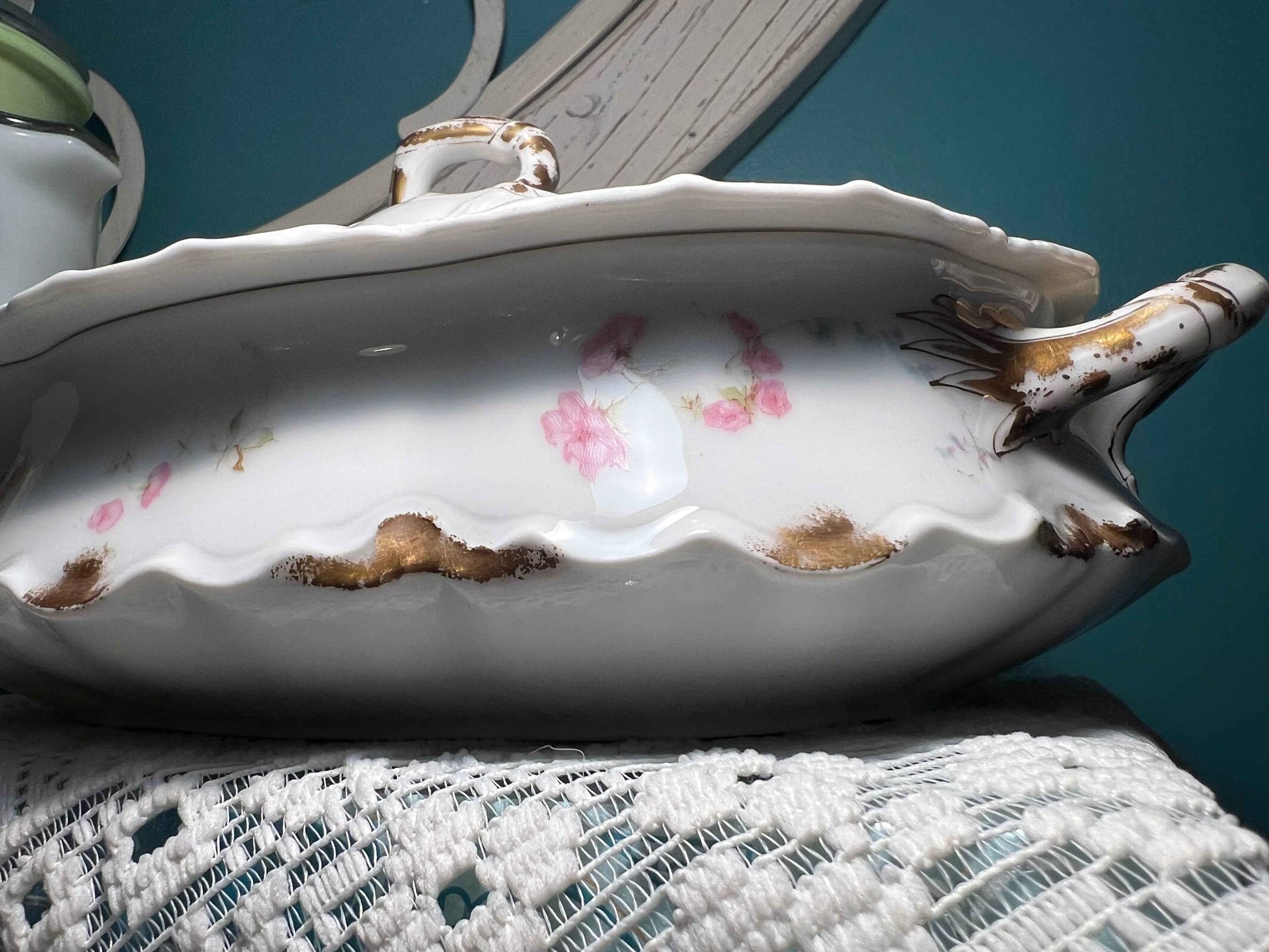 Vintage Haviland Limoges Oval Covered Vegetable Dish | Schleiger 63 | French Porcelain