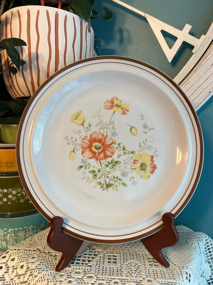 Vintage Colonial Stoneware Caroline Dinner Plate – 10.5” Orange Flower Pattern, Made in Japan