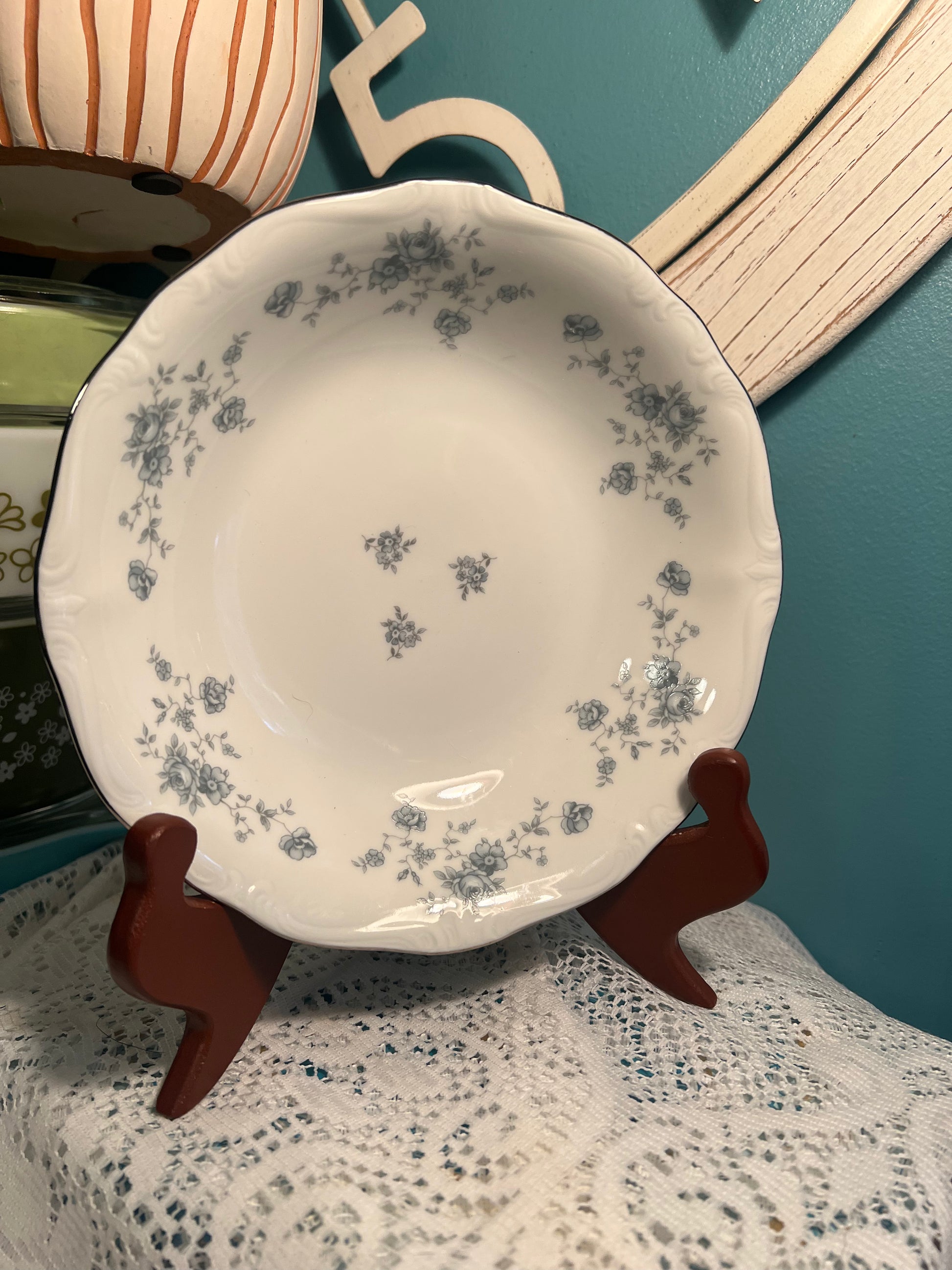 Collectible Haviland Blue Garland 6-piece dinnerware setting