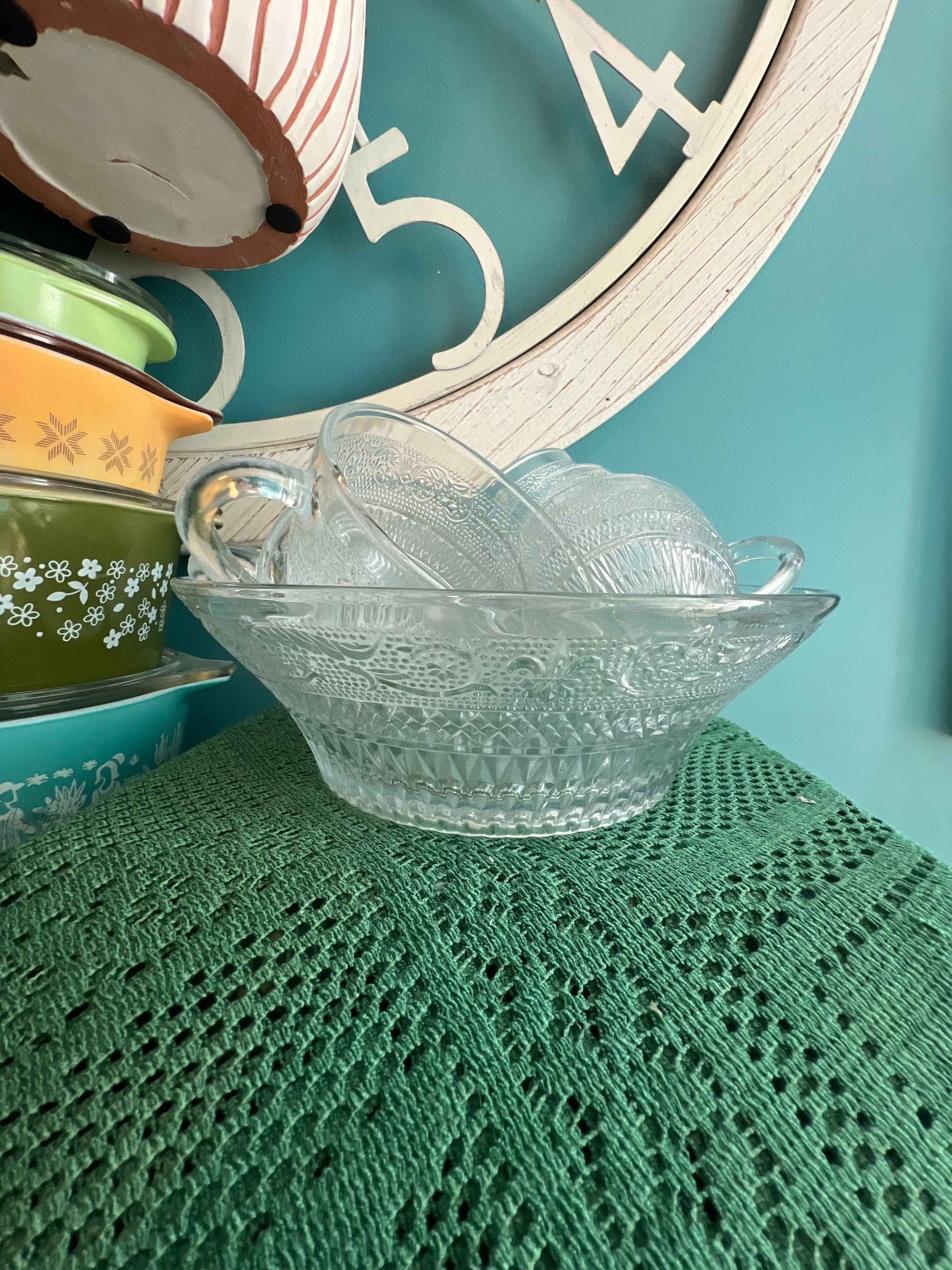 Vintage Imperial Cape Cod Pressed Pattern Salad Bowl with 6 Matching Cups – 1970s