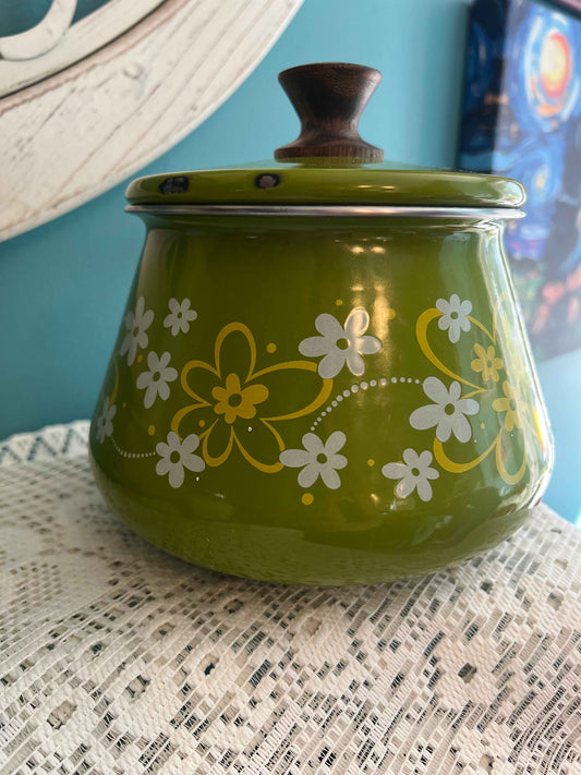 Vintage Imperial Enamel Saucepan – Olive Green with Yellow & White Flowers, Wood Handle & Knob, 1970s Fondue Pot