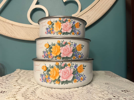 Vintage Imperial Garden Enamel Nesting Bowls | Cottagecore Farmhouse Kitchenware