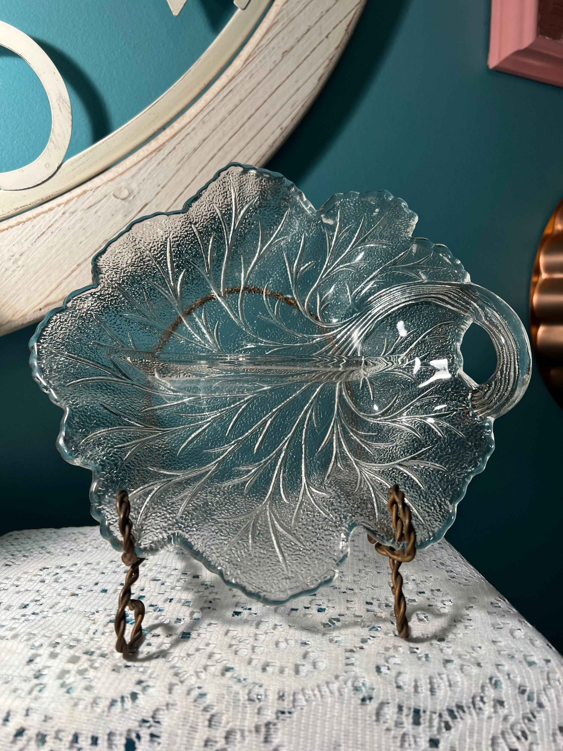 Indiana Glass Pebble Cabbage Leaf Pattern Divided Relish Dish | Vintage Glassware