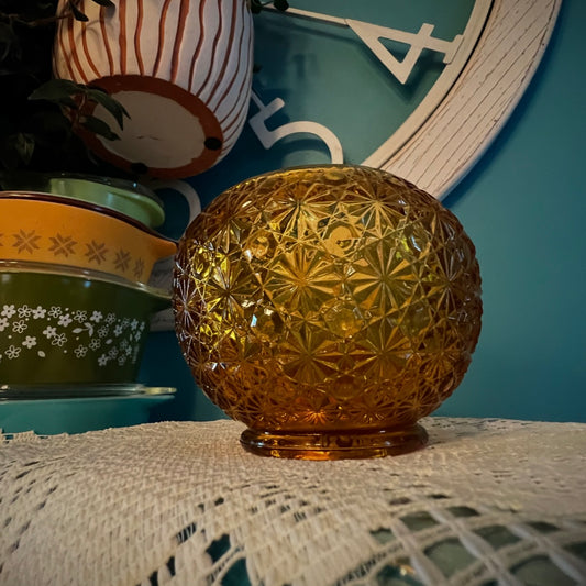 Vintage L.E. Smith Daisy and Button amber yellow orb bowl 3.75 inches