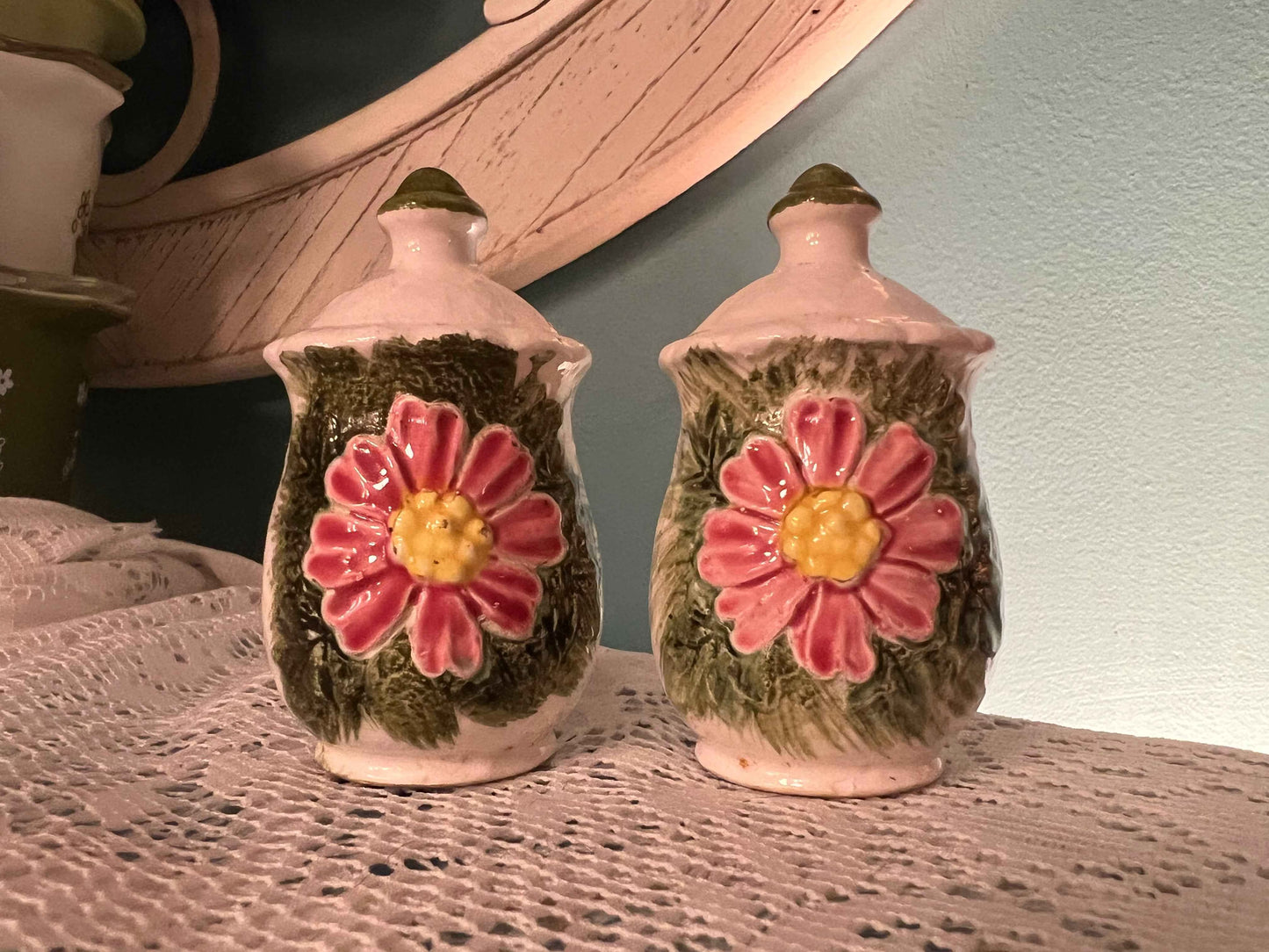 Lefton Vintage Salt & Pepper Shakers – Pink Floral #5163 | Collectible Tableware