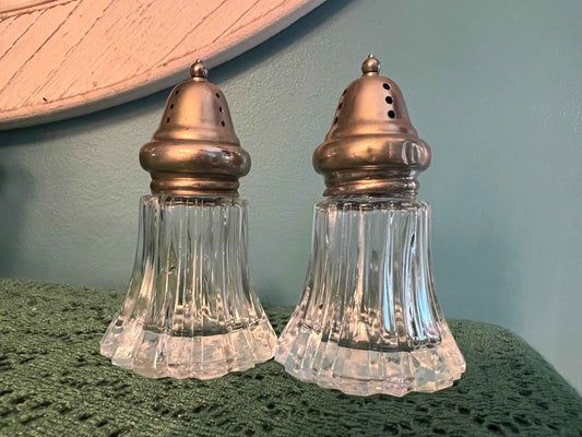Leonard Glass Salt & Pepper Shakers - 3.5" | Mid-Century Tableware | Vintage Cut Glass