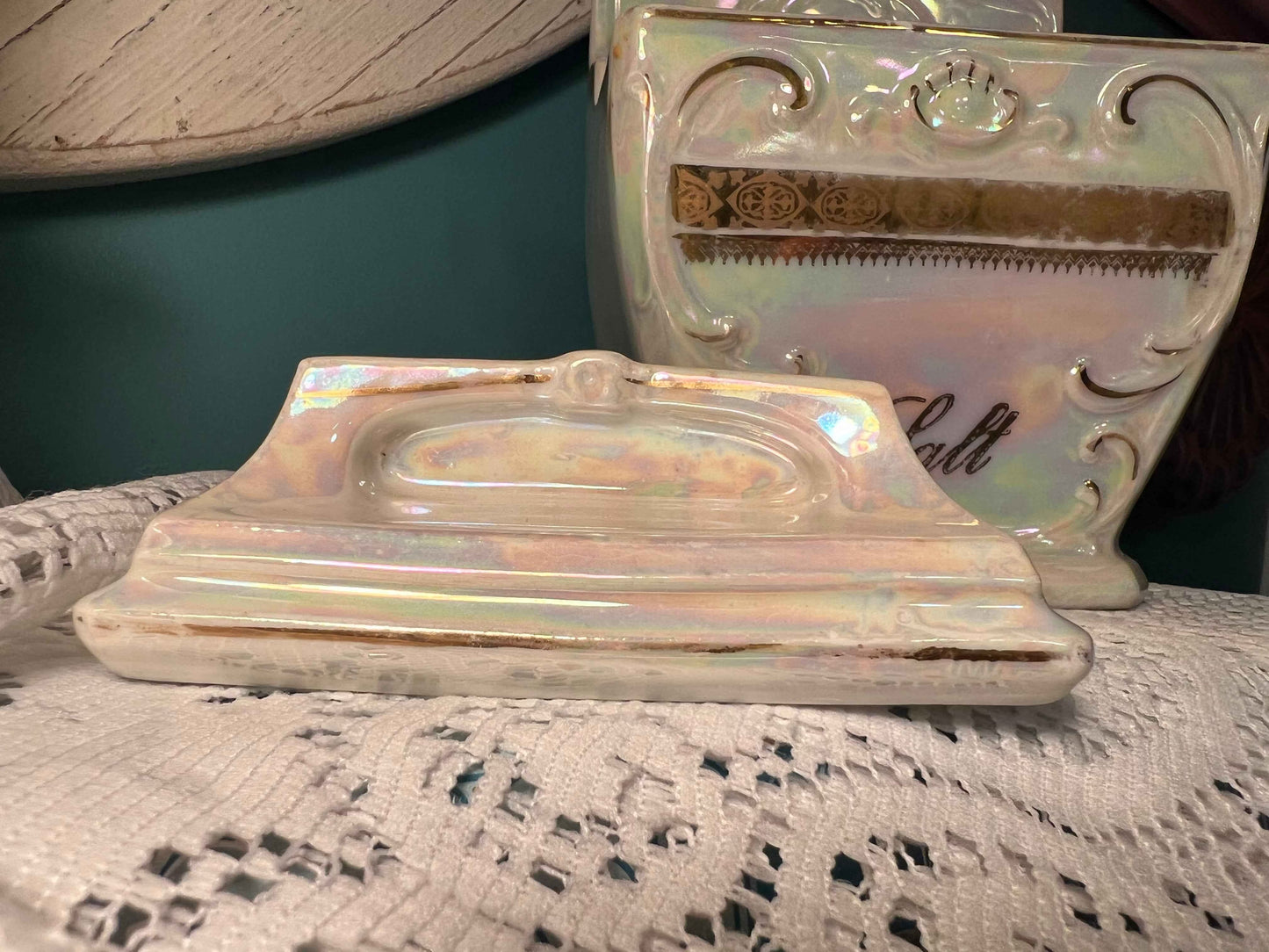 Vintage MEPOCO Opal Lusterware Salt Cellar with Lid – Made in Germany, Mid-Century Collectible