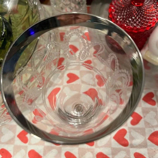 Collectible Morgantown crystal wine glass with White Gold design