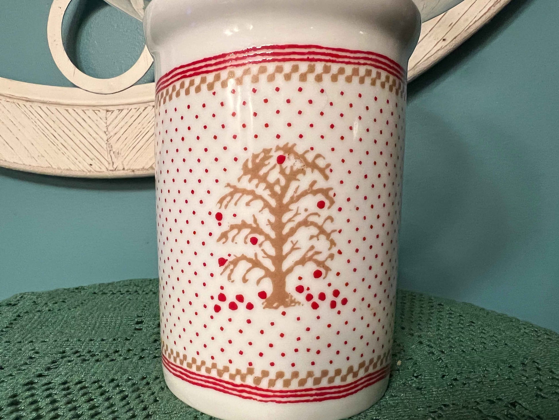 1981 New Country Gear Hurricane Candle Holder | Tree & Falling Leaves Glass Dome