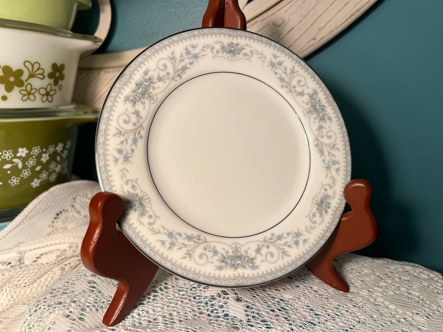 Vintage Noritake Colburn bone china dinnerware set with blue floral border