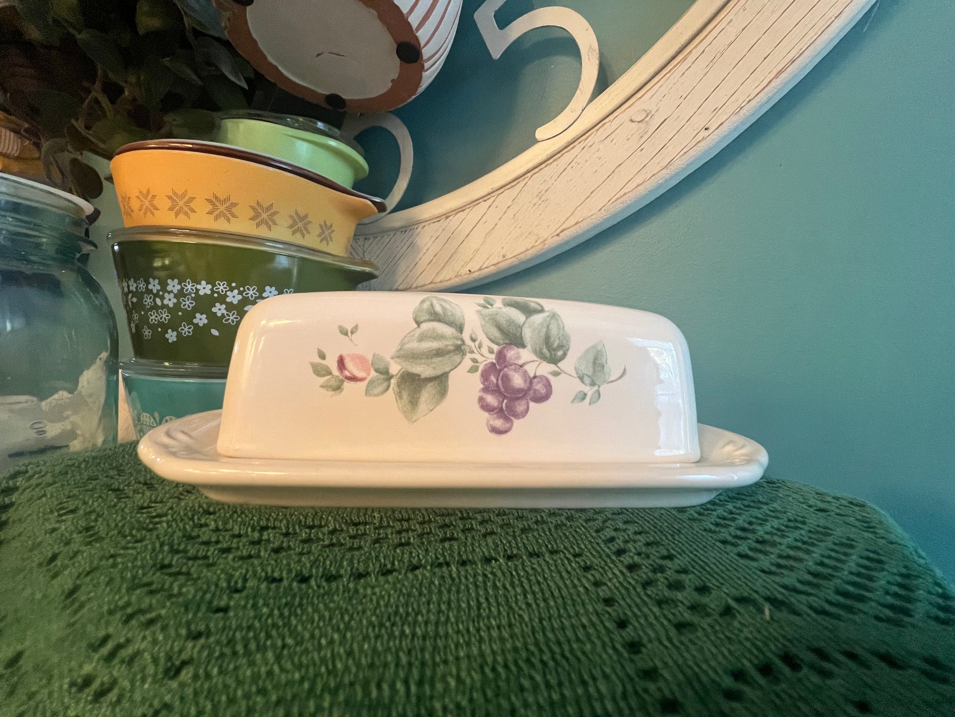 vintage Pfaltzgraff Grapevine stoneware covered butter dish
