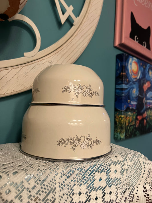 Pfaltzgraff Heirloom mixing bowls