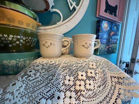 Vintage Pfaltzgraff drinkware